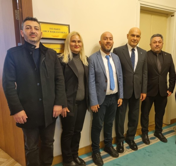 İYİ Parti Balıkesir Milletvekili Sayın Op. Dr. Turhan ÇÖMEZ'i ziyaret ettik.